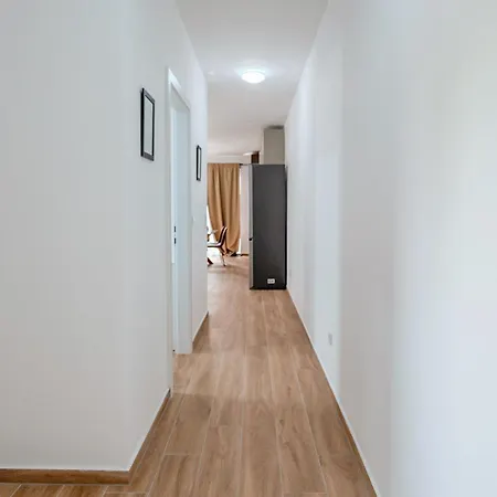 Fjaka Podsolarsko * Šibenik