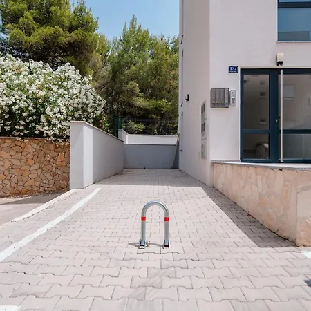 Apartamento Fjaka Podsolarsko Šibenik